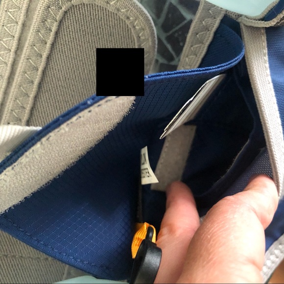 COPY - Nathan Speed 2 Waistpack with Two 10-Ounce… - Picture 4 of 7